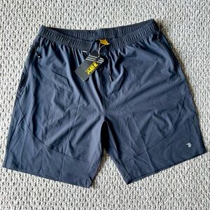 Lightweight Shorts with Zipper Pockets